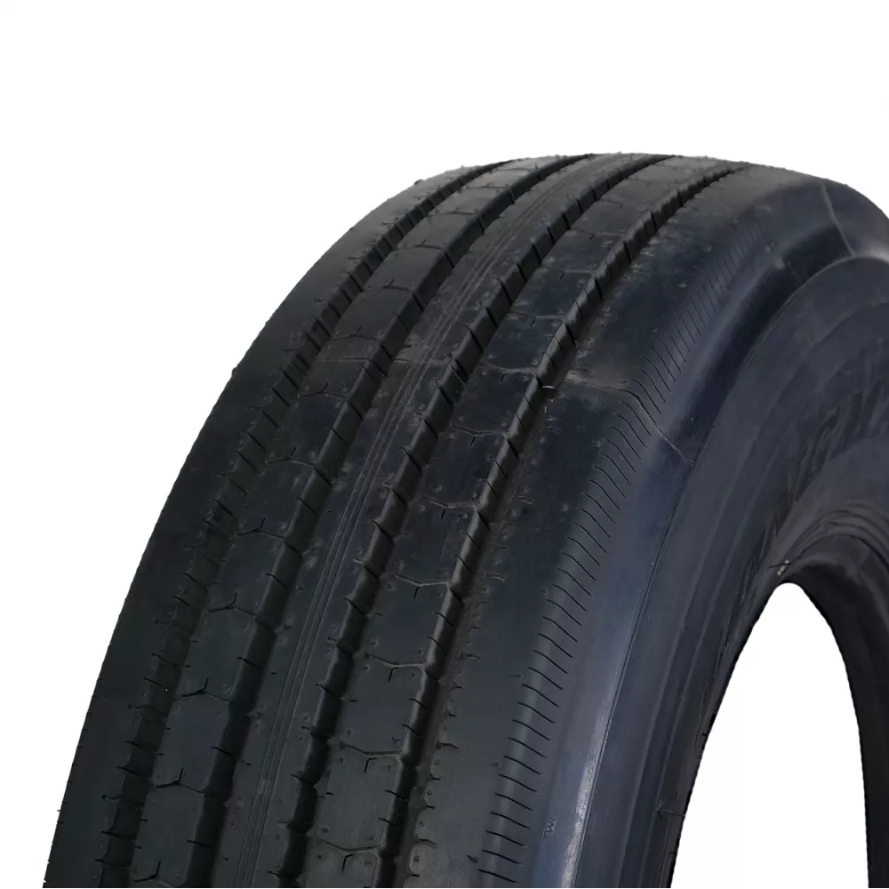 Грузовая шина 295/80 R22,5 Long March LM-216 18PR в Красноуральске