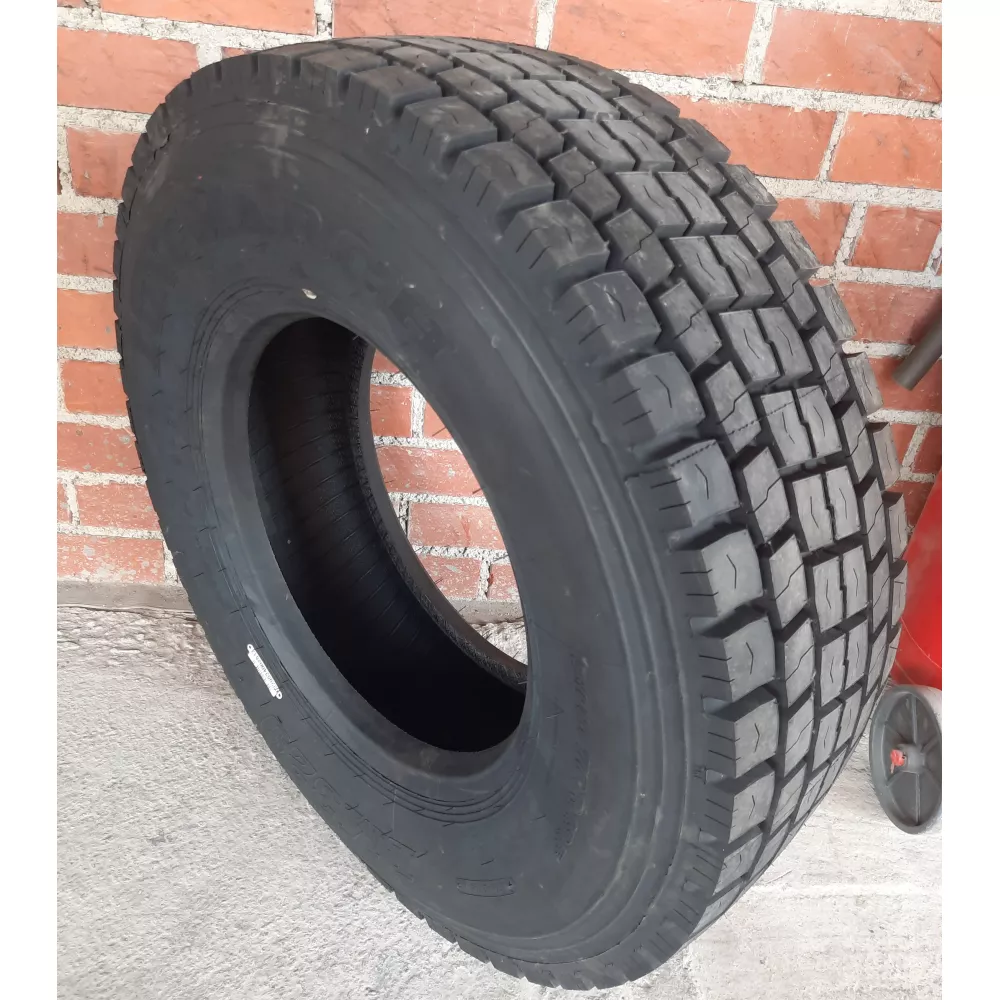 Грузовая шина 305/70 R19,5 Long March LM-329 18PR в Красноуральске