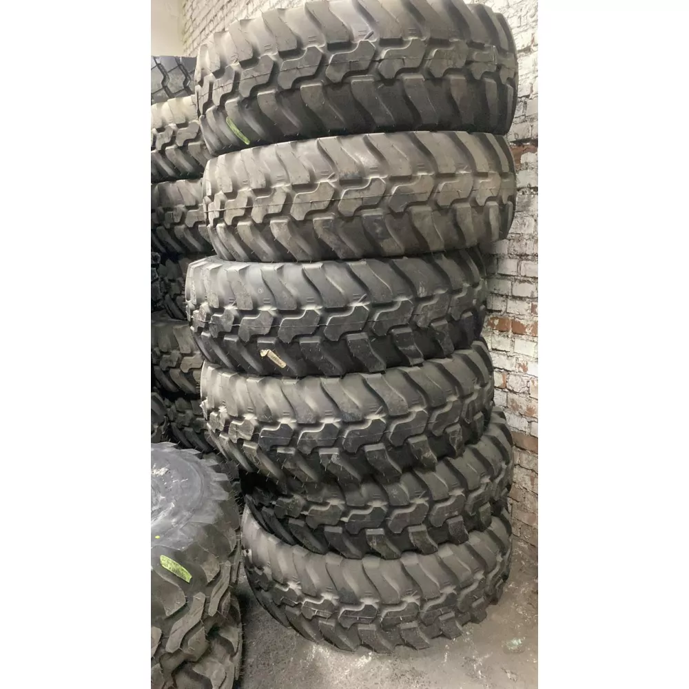 Спецшина 405/70/24 Dunlop sp t9  в Красноуральске